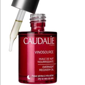 Caudalie overnight recovery oil